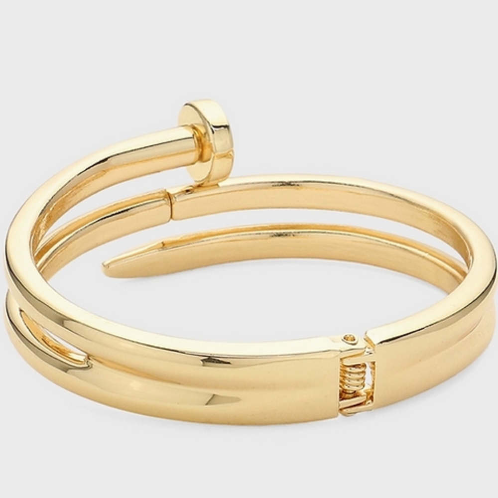 Chic Gold Women's Bracelet - Picture 2 of 2